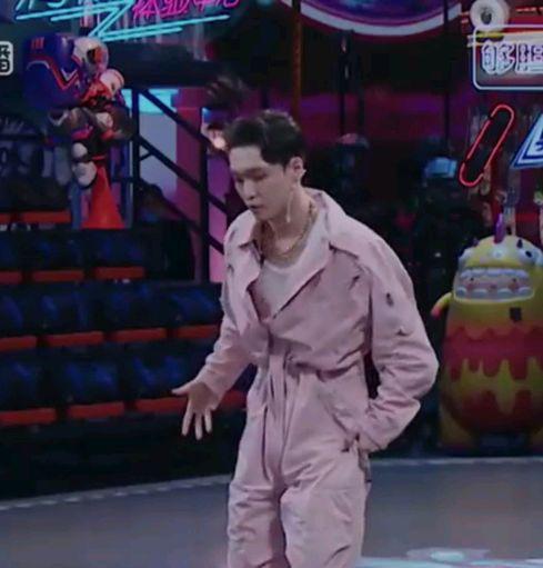 艺兴爆料街舞视频大全,街舞魅力全记录